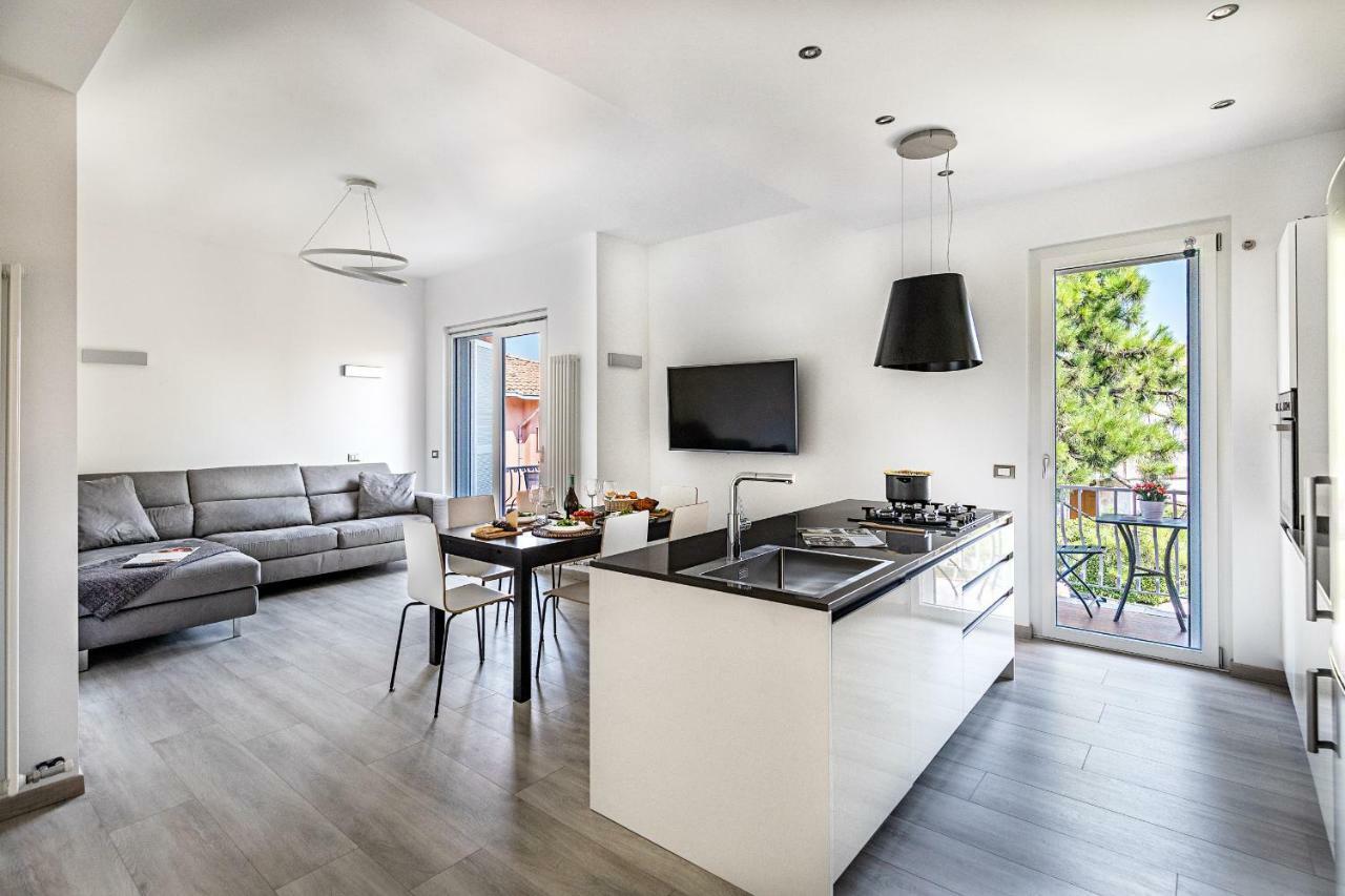 Il Quadrifoglio D4 Apartment By Wonderful Italy Сирмионе Экстерьер фото