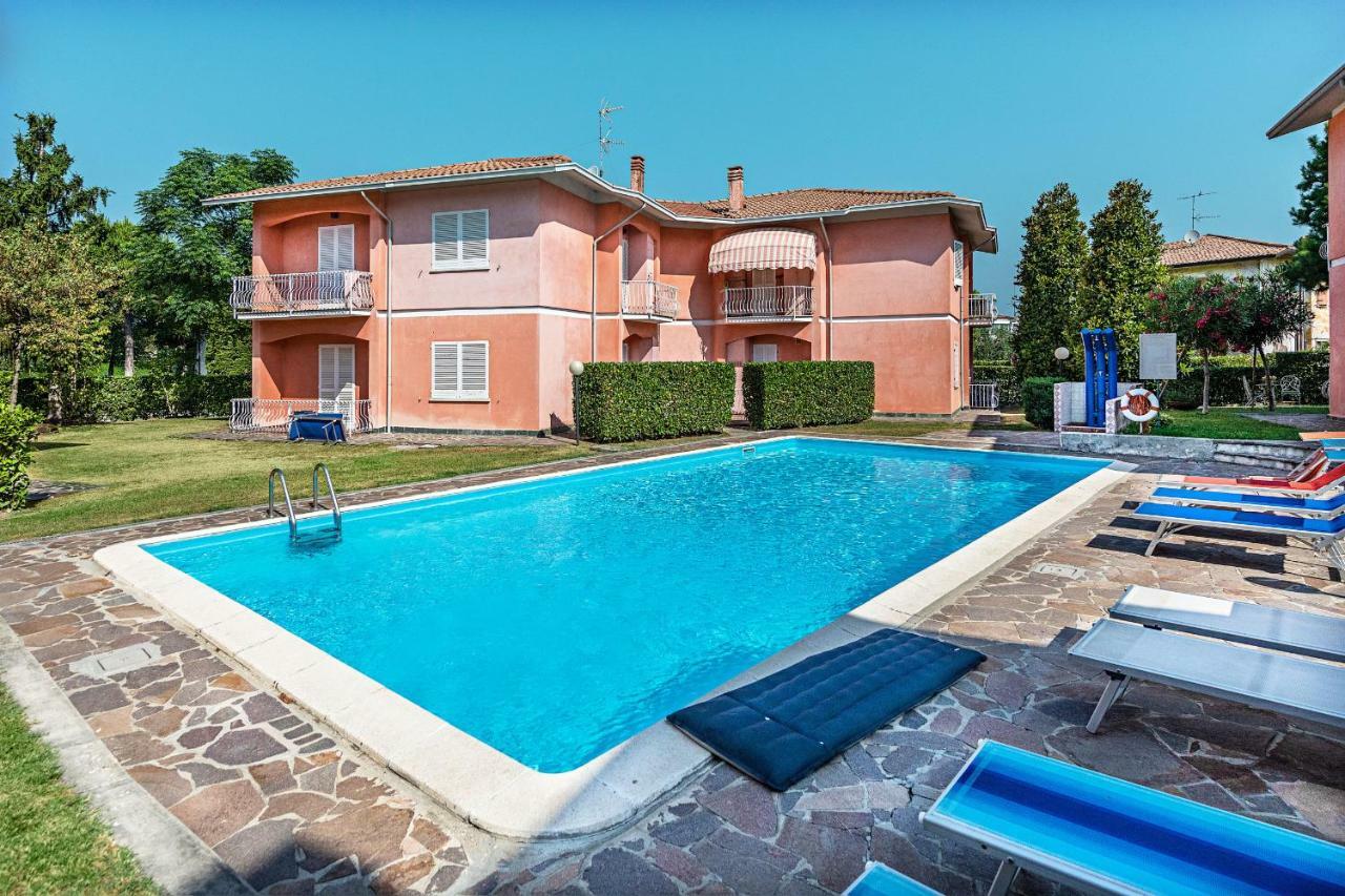 Il Quadrifoglio D4 Apartment By Wonderful Italy Сирмионе Экстерьер фото